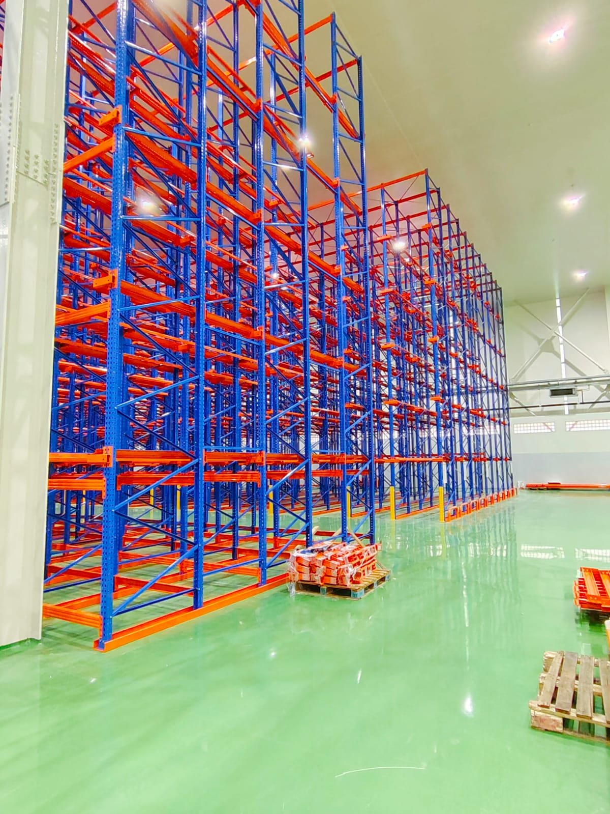 Supplier rak drive-in Perkasa Racking TAP — Kenapa Memilih Supplier Rak Drive-In yang Tepat Menentu